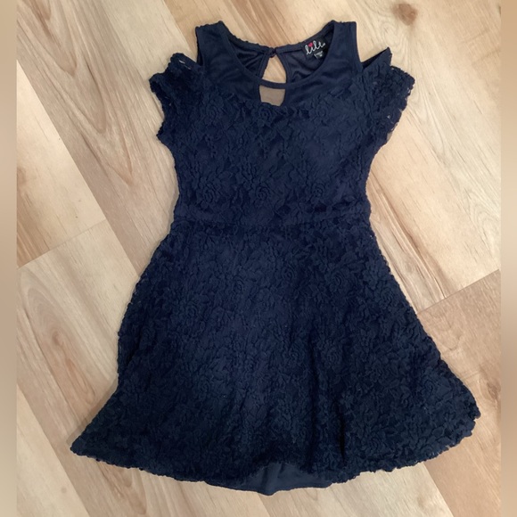 Lilt navy blue elastic stretch lace cold shoulder holiday dress | girls 10 - Picture 1 of 7